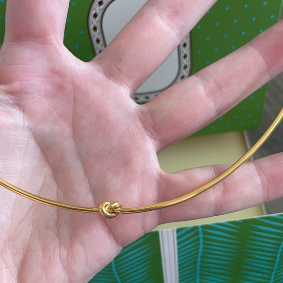 SOLD Gold Tone Choker with Knot Detailing - Picture 3 of 3